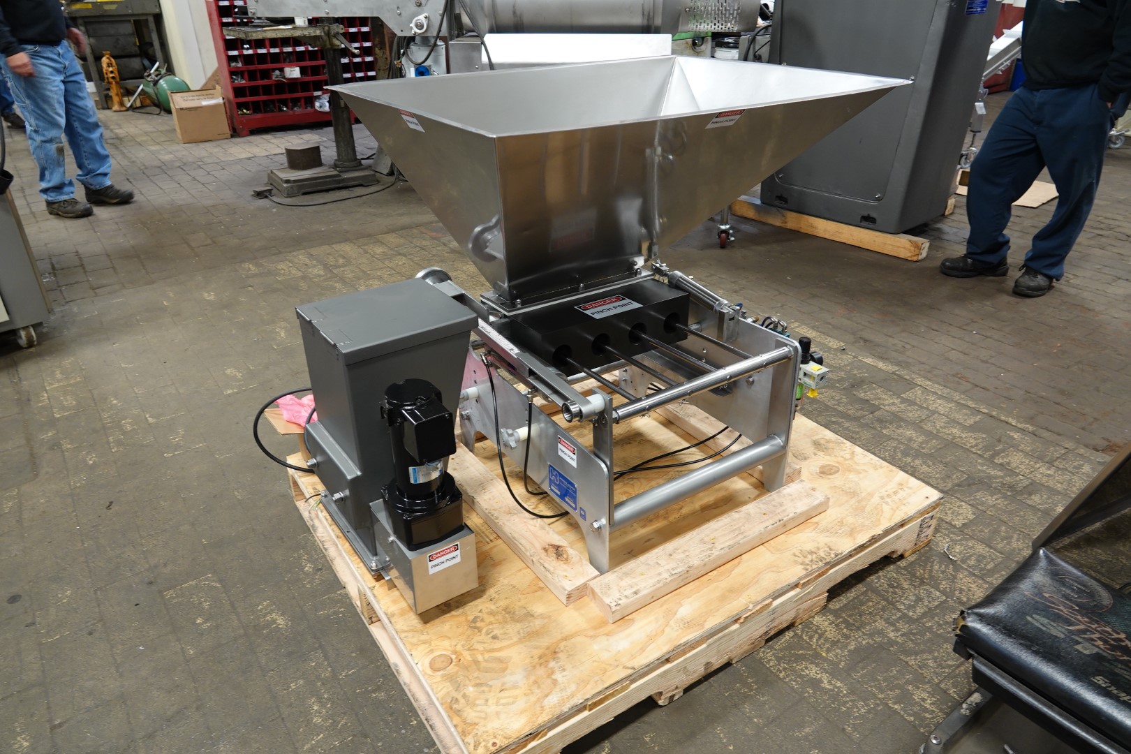 Hinds Bock tabletop batter depositor