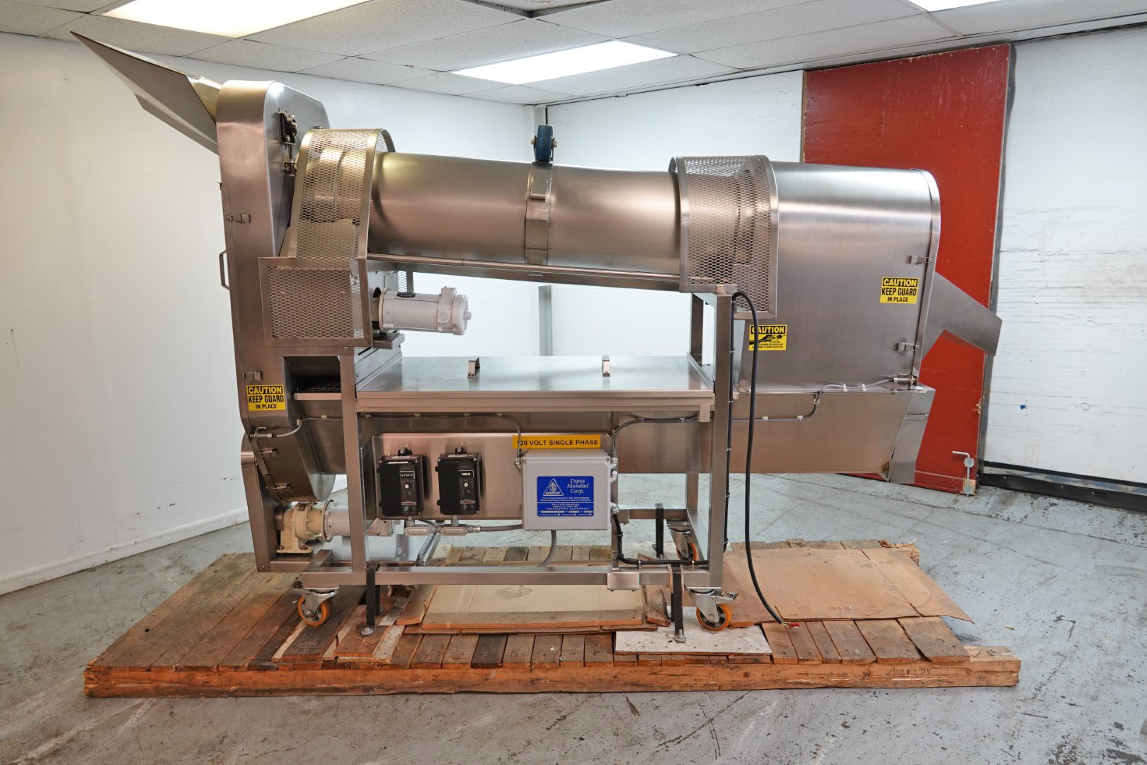 Topos fabricated Krispy Kreme sugar machines