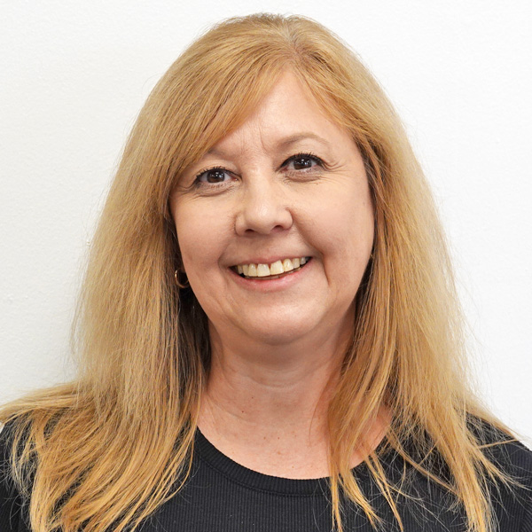 Photo of Dawn Thomas